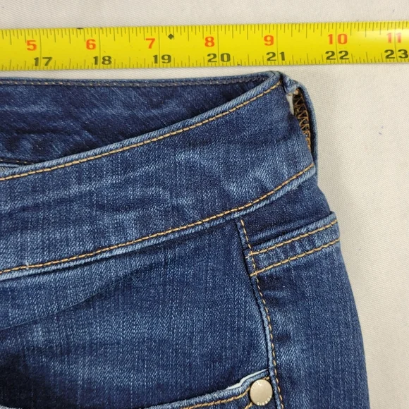 Torrid Jeans Size 20 42X28 Blue Boyfriend Distressed Raw Hem Stretch Denim - Picture 10 of 14